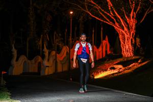 BIB: 1100
                            <button type="button" onclick="openModal(22512637)" class="btn btn-primary btn-sm float-right btn-popup" data-toggle="modal" data-target=".modal-high-quality">
                        <i class="fas fa-shopping-cart"></i> Add to Cart
                    </button>
                                            <button type="button" onclick="isThisMe(22512637, true)" class="btn btn-success btn-sm float-right btn-popup btn-isme hidden" data-toggle="tooltip" data-placement="bottom" title="นี่คือรูปของคุณใช่ไหม คลิกที่นี่เพื่อเอาเข้าอัลบั้ม">
                        <i class="fas fa-plus"></i> Add to album
                    </button>
                    <button type="button" onclick="isThisMe(22512637, false)" class="btn btn-warning btn-sm float-right btn-popup btn-isnotme hidden">
                        <i class="fas fa-ban"></i> Remove from album
                    </button>